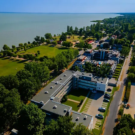 Апартаменты Sunshine Blue Замарди
