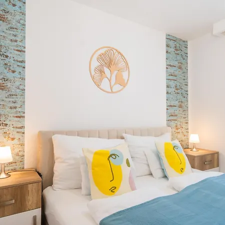 Sunshine Blue Apartment Zamárdi