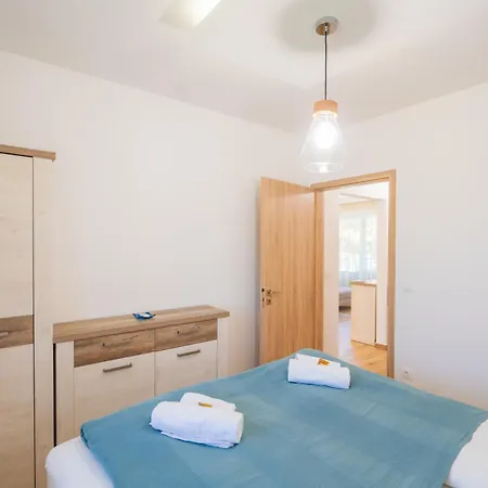Apartment Sunshine Blue